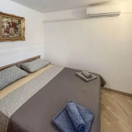 Holiday home Aurora - Three Bedroom Splitska