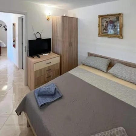 Holiday home Aurora - Three Bedroom